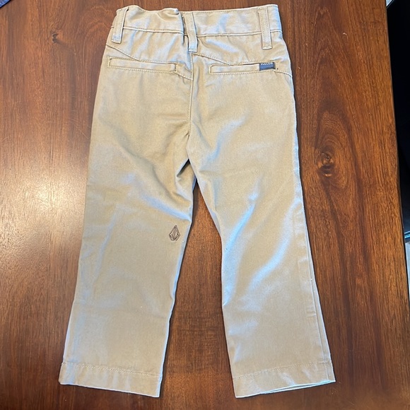 Toddler Volcom khaki pants - Picture 4 of 8